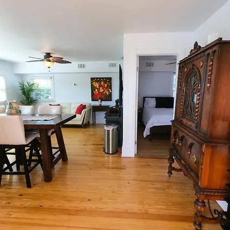 Villa Romantica, Free Bike Dog Friendly 2 Bedbath
